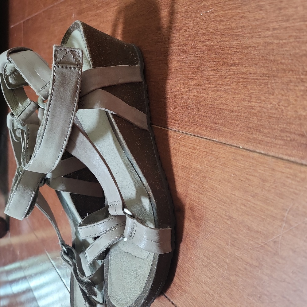 Teva sandals - Picture 3 of 7